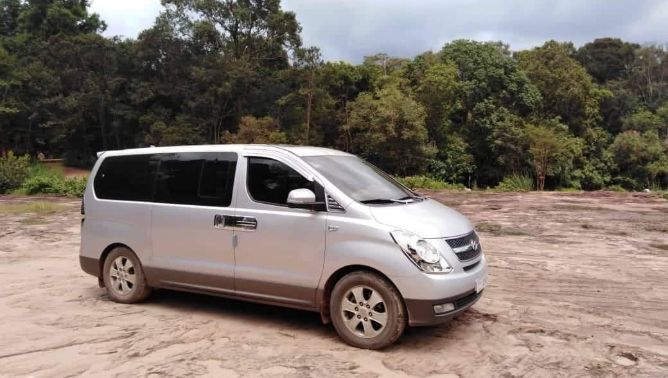 Cambodia Taxi Driver - Phnom Penh to Ratanakiri (Banlung )